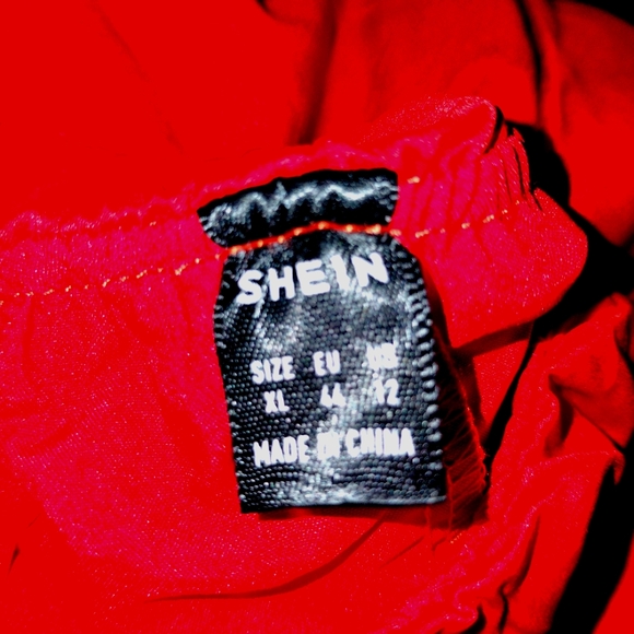 SHEIN Bold Red Halter Dress With Shorts - Picture 4 of 4